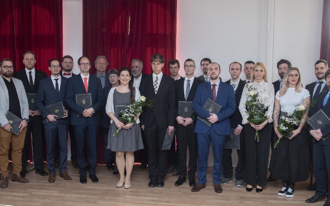 Boza István Akadémiai Ifjúsági Díjban részesült