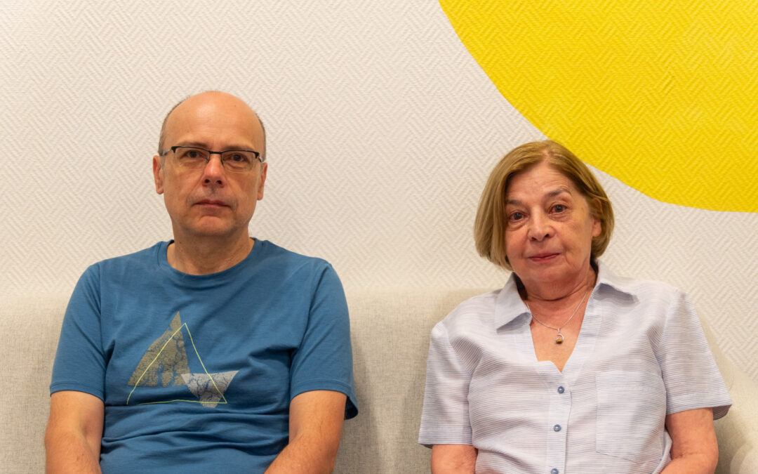 Tényleg többet lehet keresni szakmunkásként, mint egyetemi végzettséggel? Varga Júlia és Hermann Zoltán a magyar munkaerőpiac állapotát elemzi a Qubit podcastjában